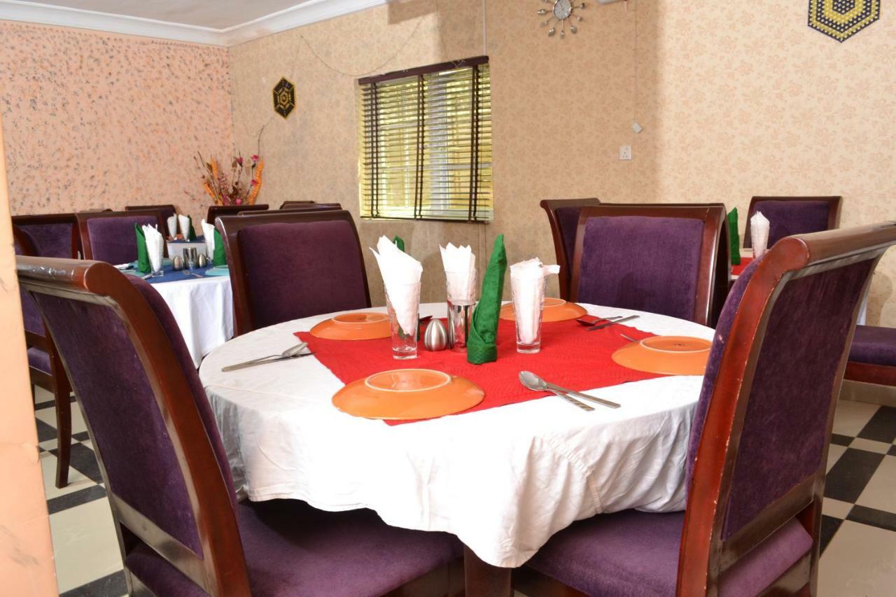 Limoh Suites Benin City Exteriér fotografie