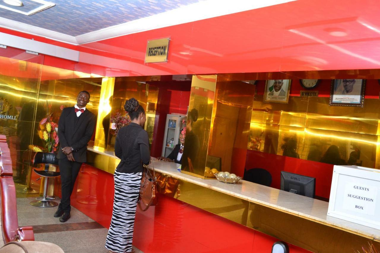 Limoh Suites Benin City Exteriér fotografie