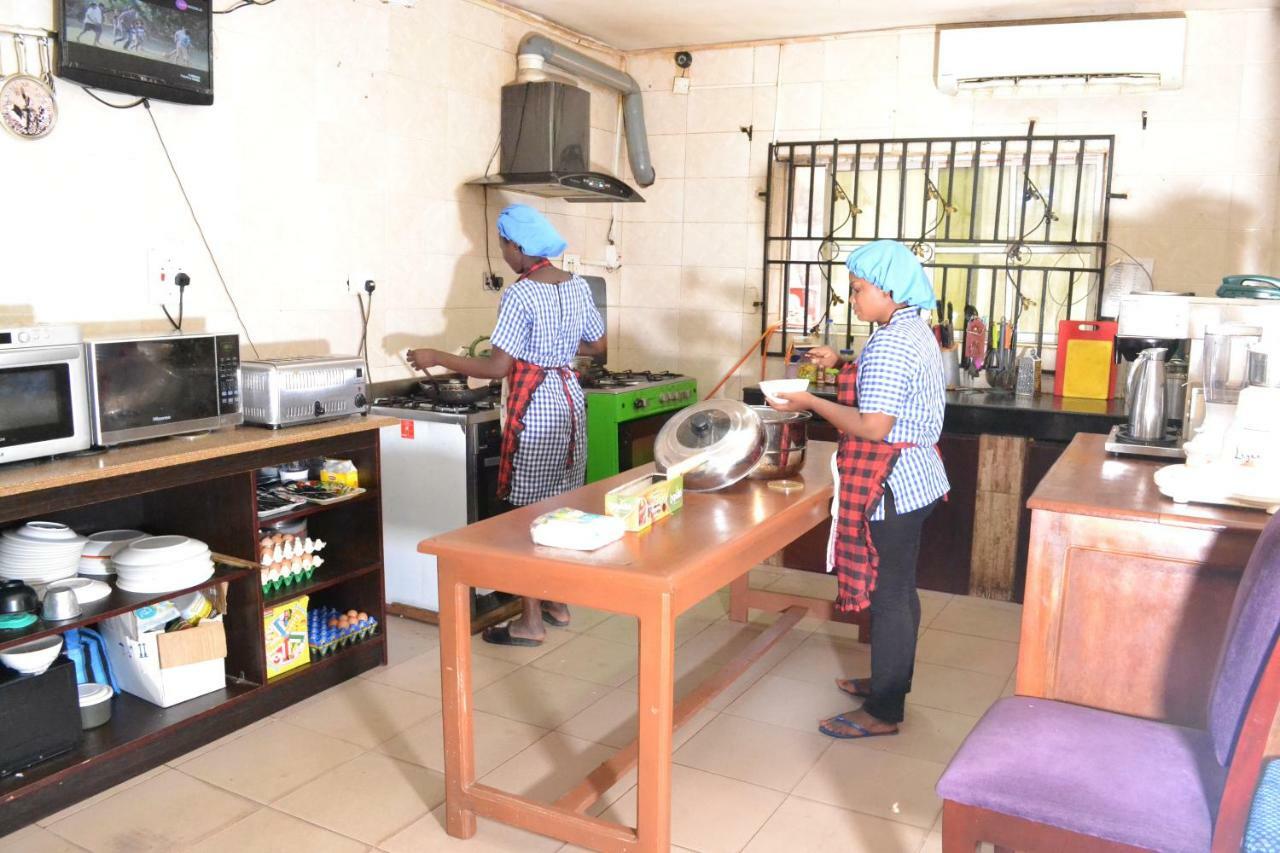 Limoh Suites Benin City Exteriér fotografie