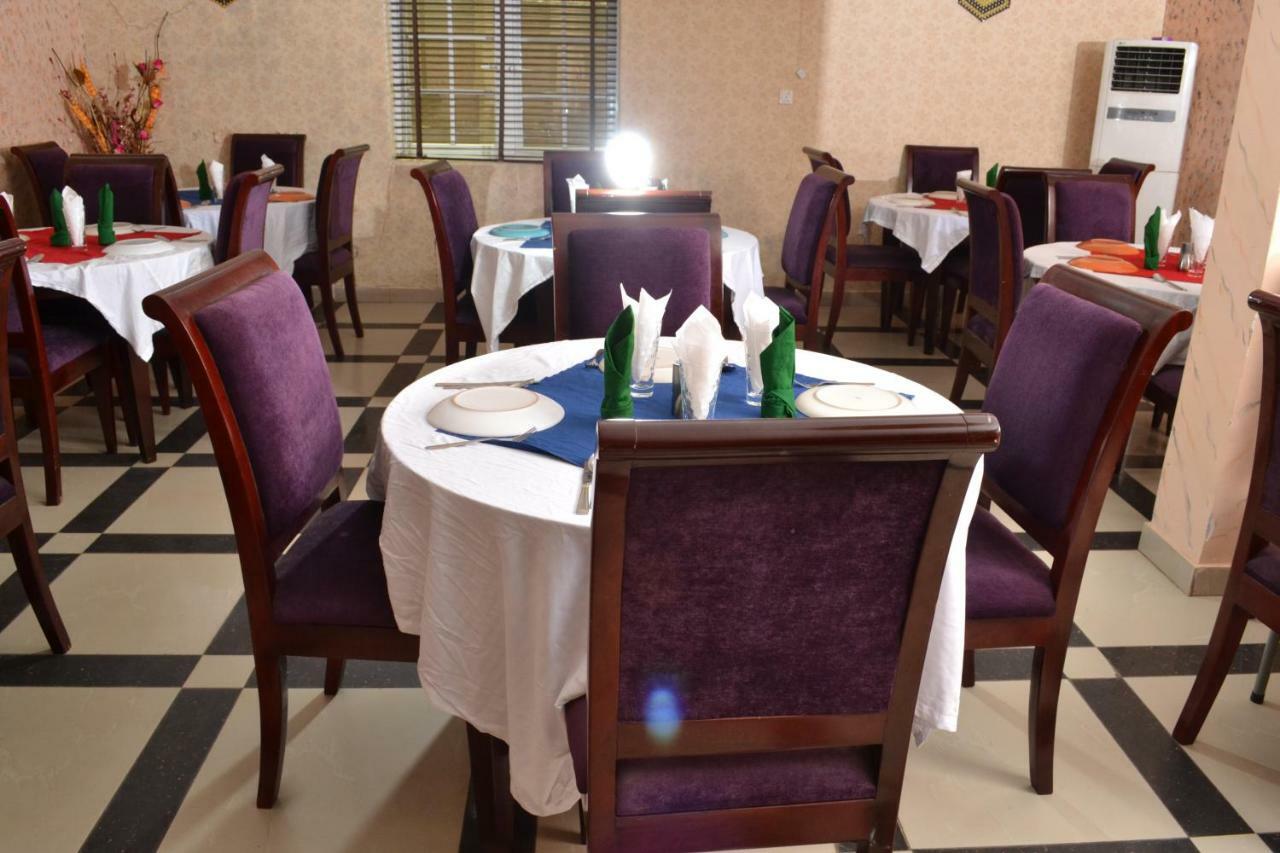 Limoh Suites Benin City Exteriér fotografie