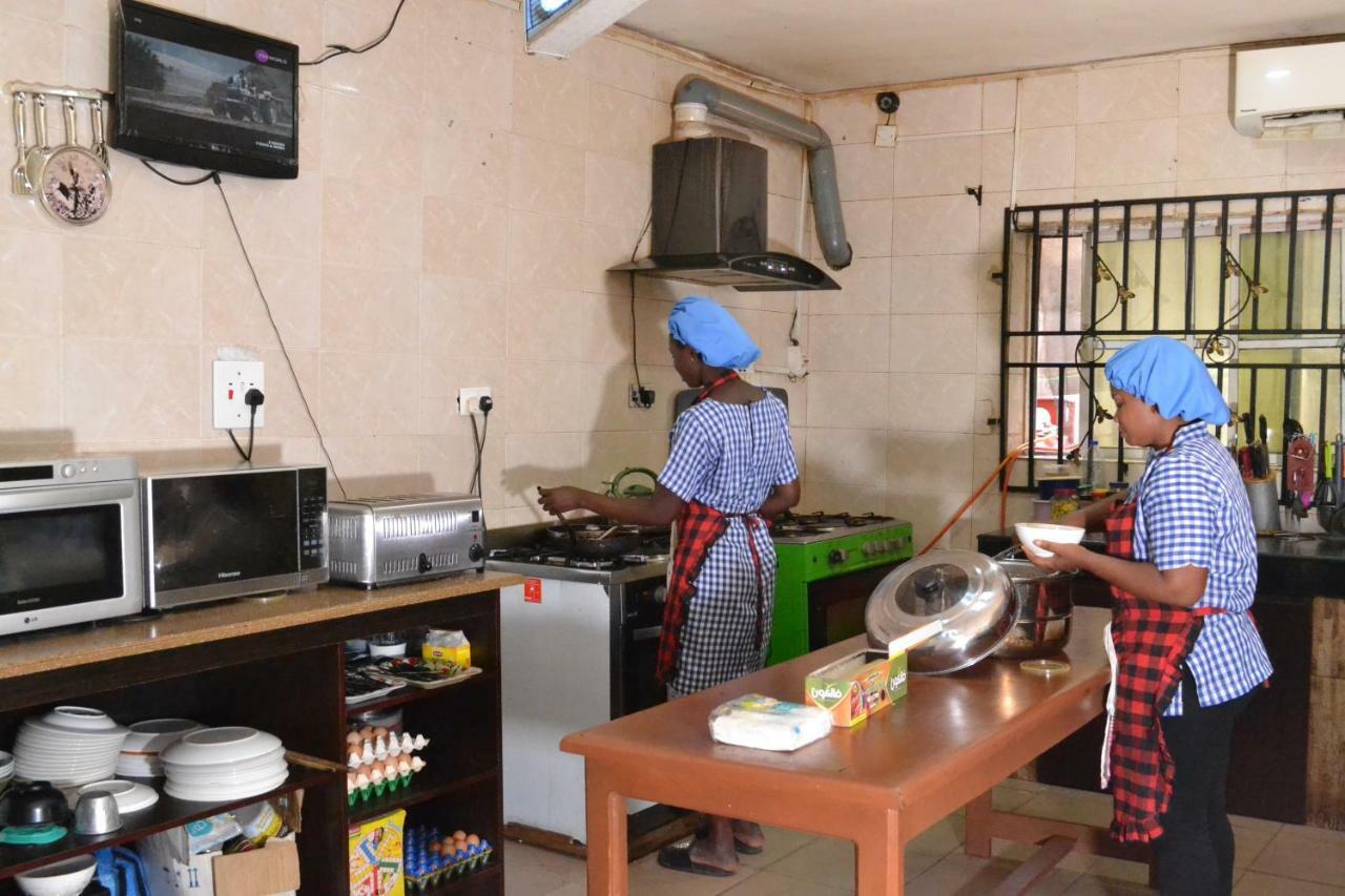 Limoh Suites Benin City Exteriér fotografie