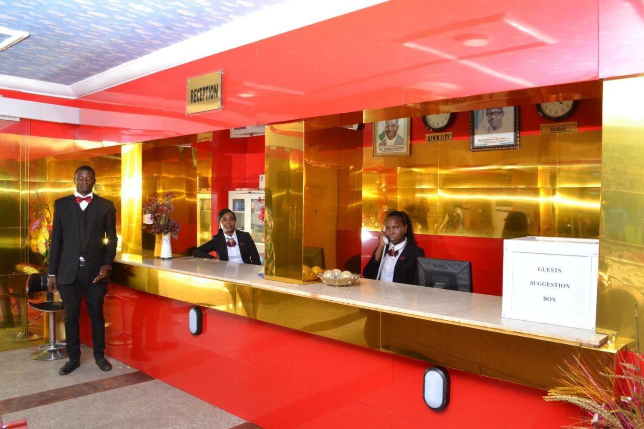Limoh Suites Benin City Exteriér fotografie
